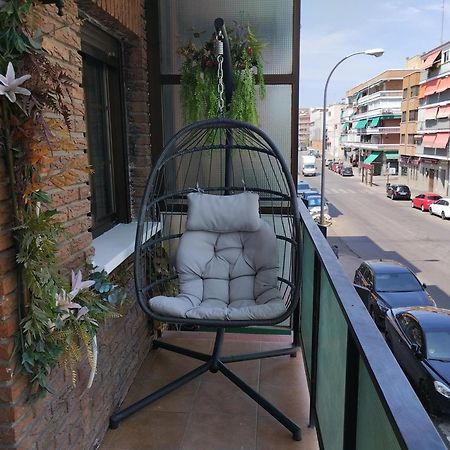 Habitaciones Individuales En Apartamento Madrid Exterior foto